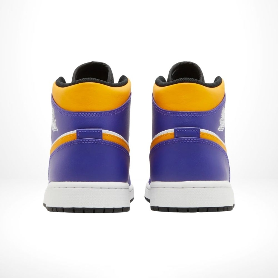 Rear view of the Air Jordan 1