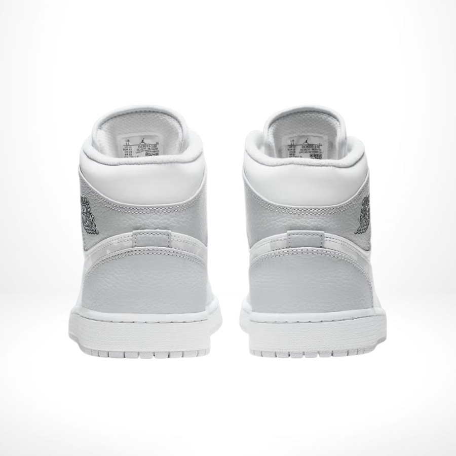 Rear view of the Air Jordan 1