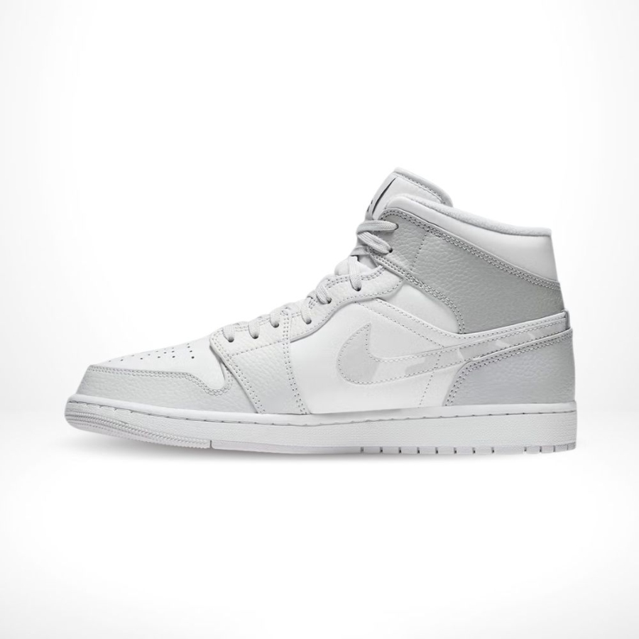 Medial side view of the Air Jordan 1
