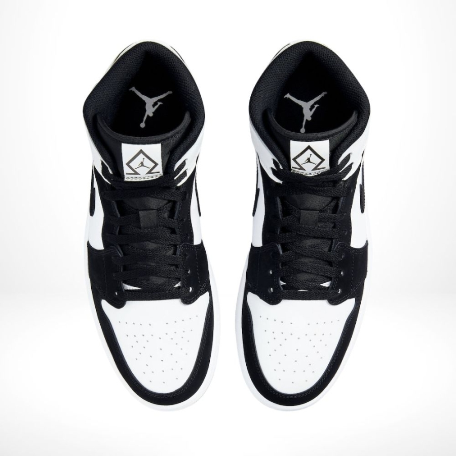 Top-down view of the Air Jordan 1
