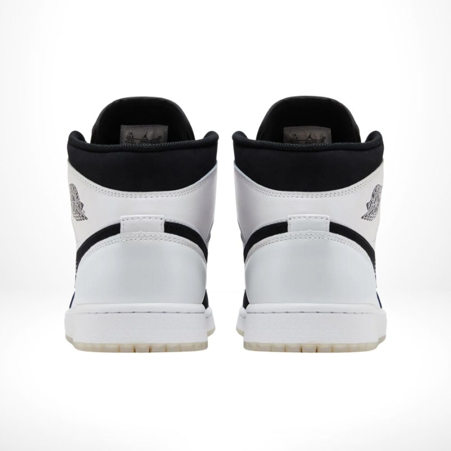 Rear view of the Air Jordan 1