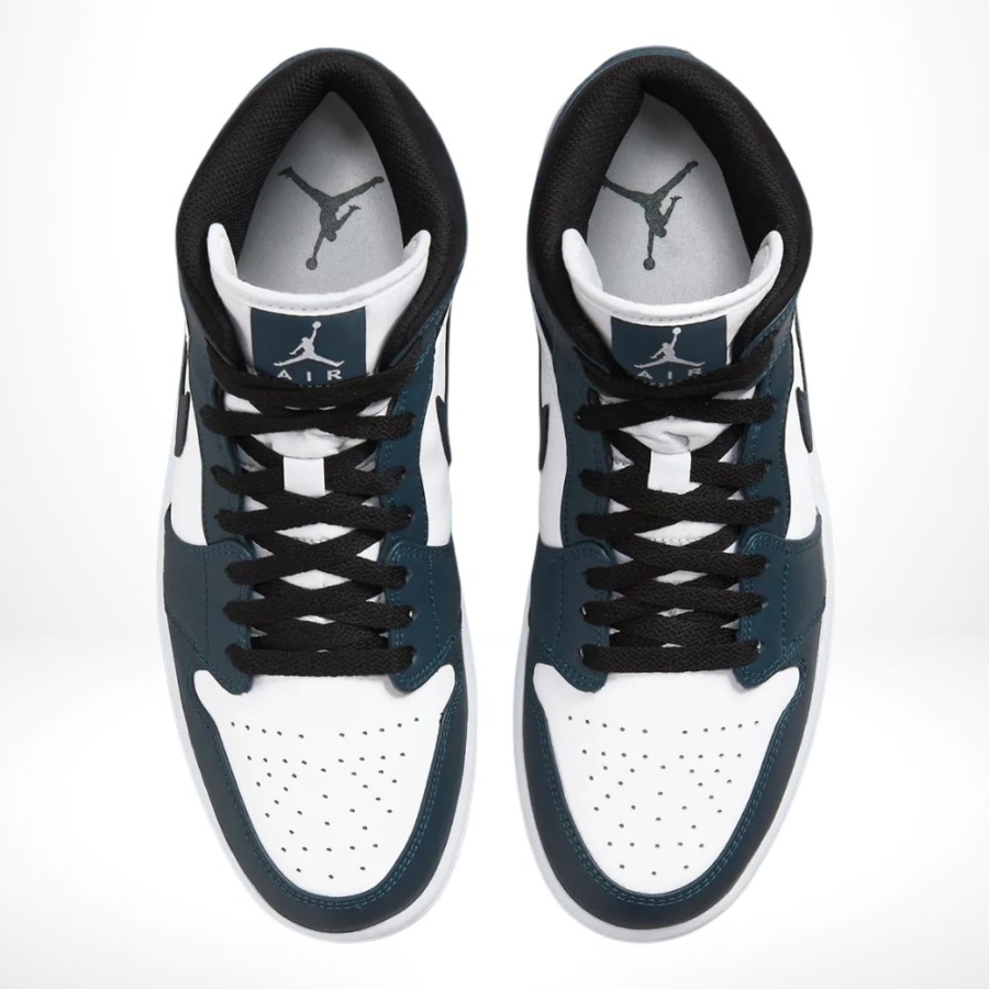 Top-down view of the Air Jordan 1