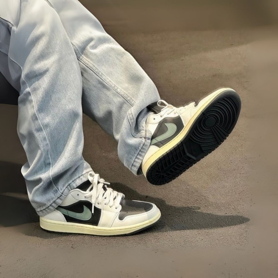 On-foot of the Air Jordan 1