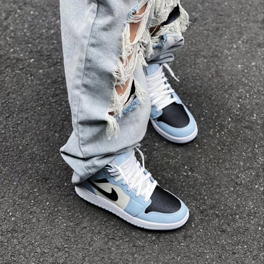 On-foot of the Air Jordan 1