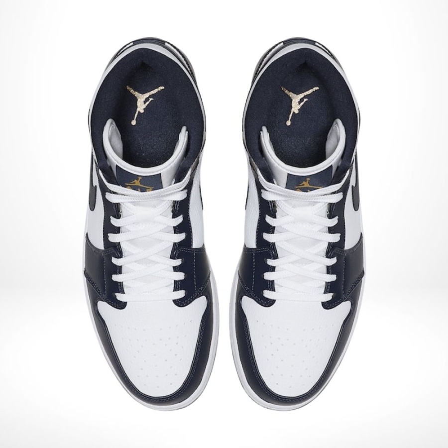 Top-down view of the Air Jordan 1