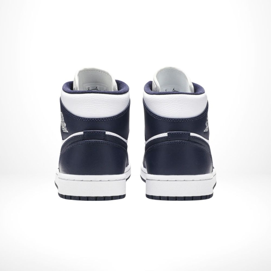 Rear view of the Air Jordan 1