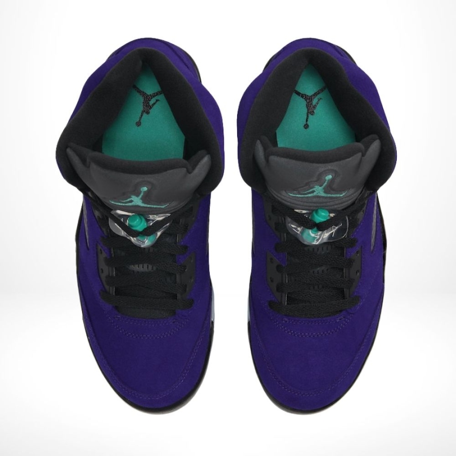 Top-down view of the Air Jordan 5