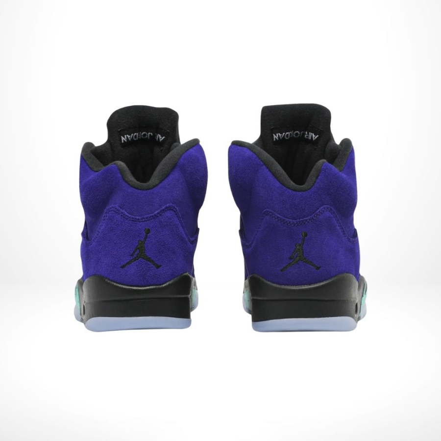 Rear view of the Air Jordan 5