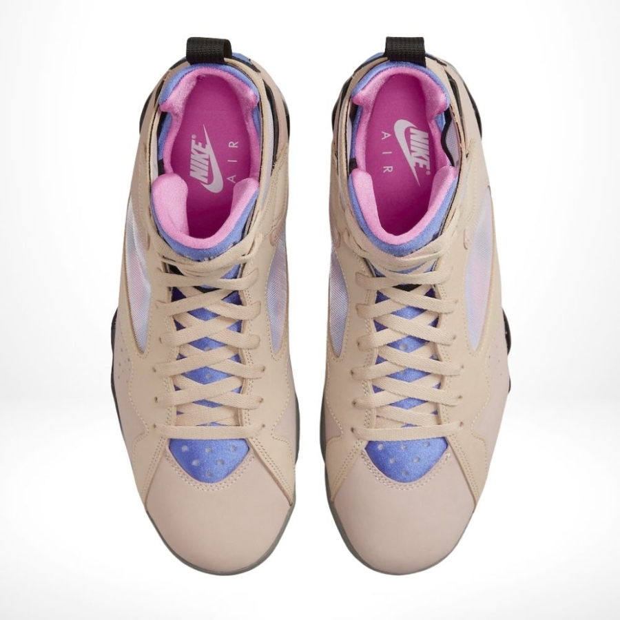 Top-down view of the Air Jordan 7