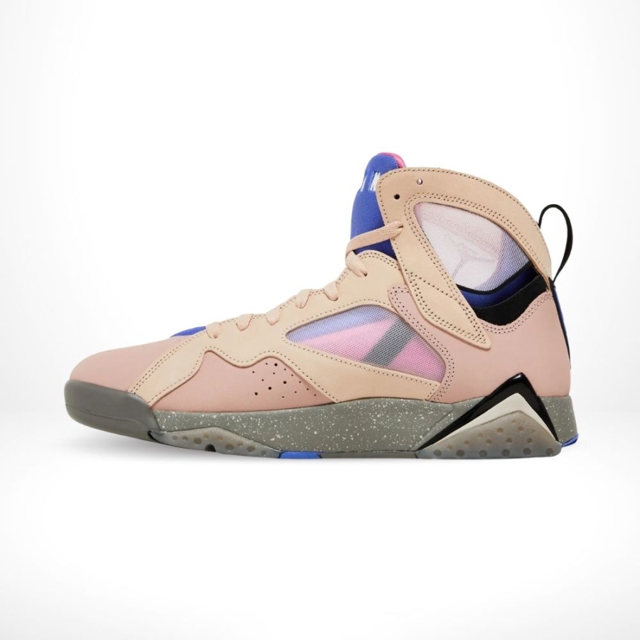 Medial side view of the Air Jordan 7