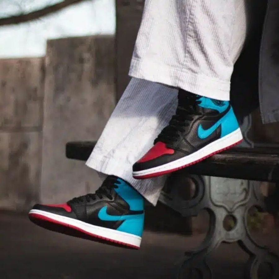 Real lifestyle image of Air Jordan 1