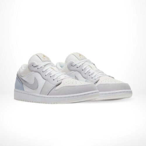 Angle view of Air Jordan 1