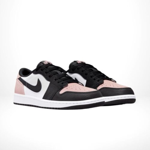 Angle view of Air Jordan 1
