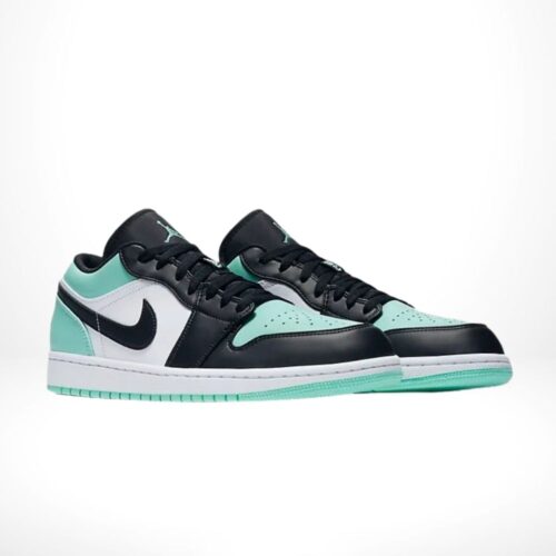 Angle view of Air Jordan 1