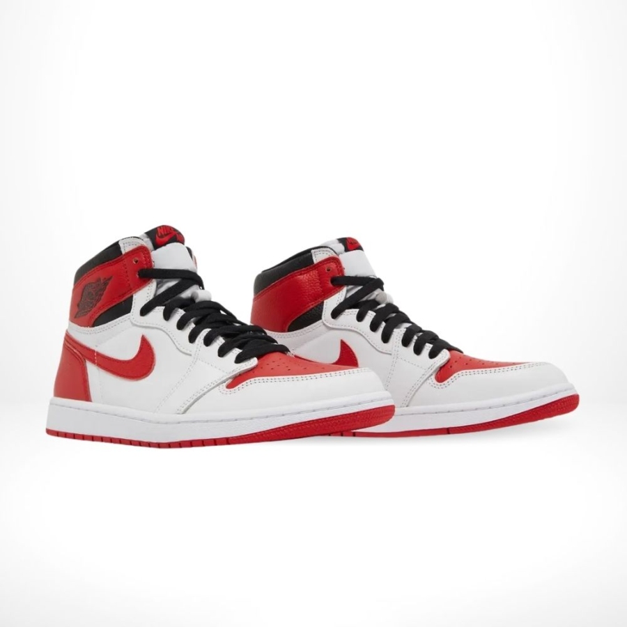 Angle view of Air Jordan 1
