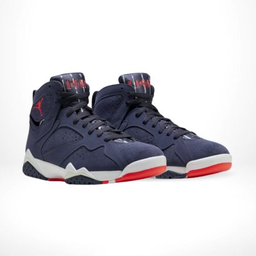 Angle view of Air Jordan 7