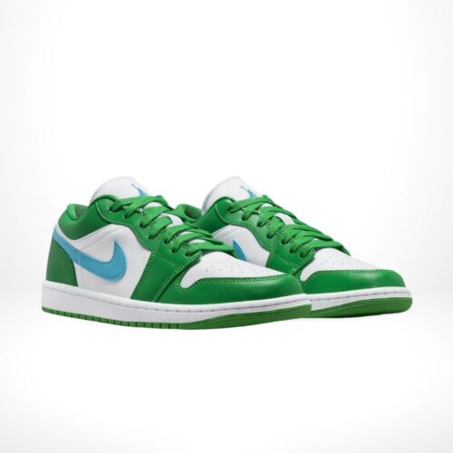 Angle view of Air Jordan 1