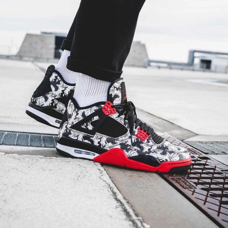 Real lifestyle image of Air Jordan 4