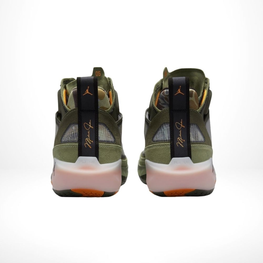 Rear view of Air Jordan 37
