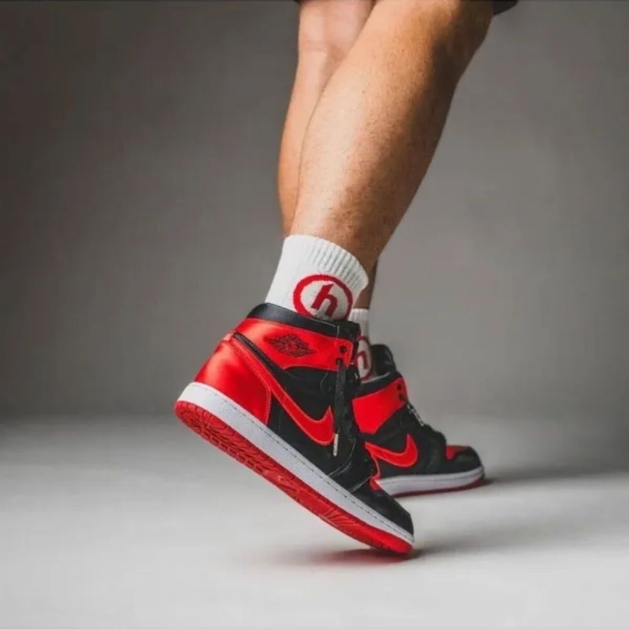 Real lifestyle image of Air Jordan 1
