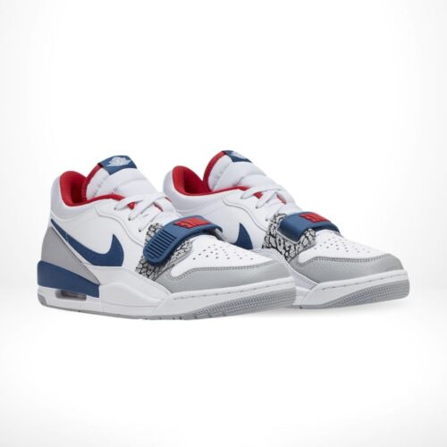 Angle view of Air Jordan Legacy 312