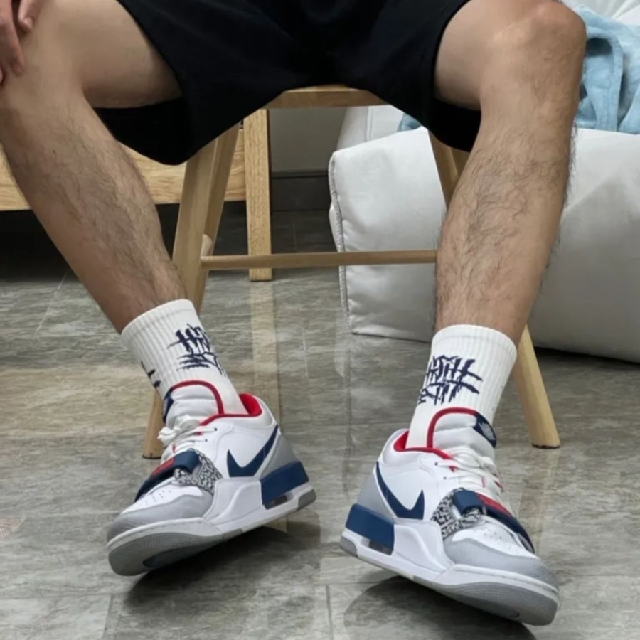 Real lifestyle image of Air Jordan Legacy 312