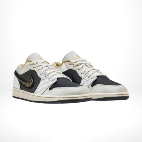 Angle view of Air Jordan 1