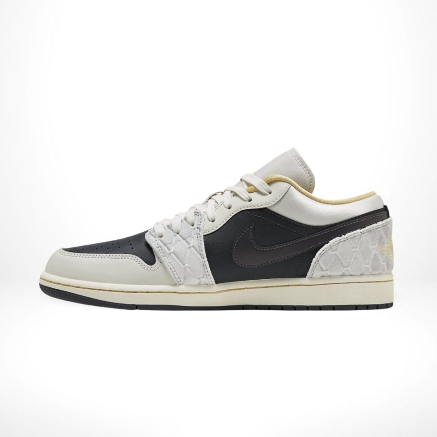 Side profile of Air Jordan 1