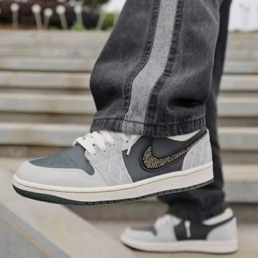 Real lifestyle image of Air Jordan 1