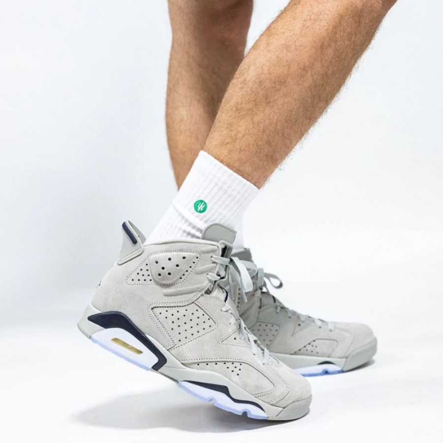 Real lifestyle image of Air Jordan 6