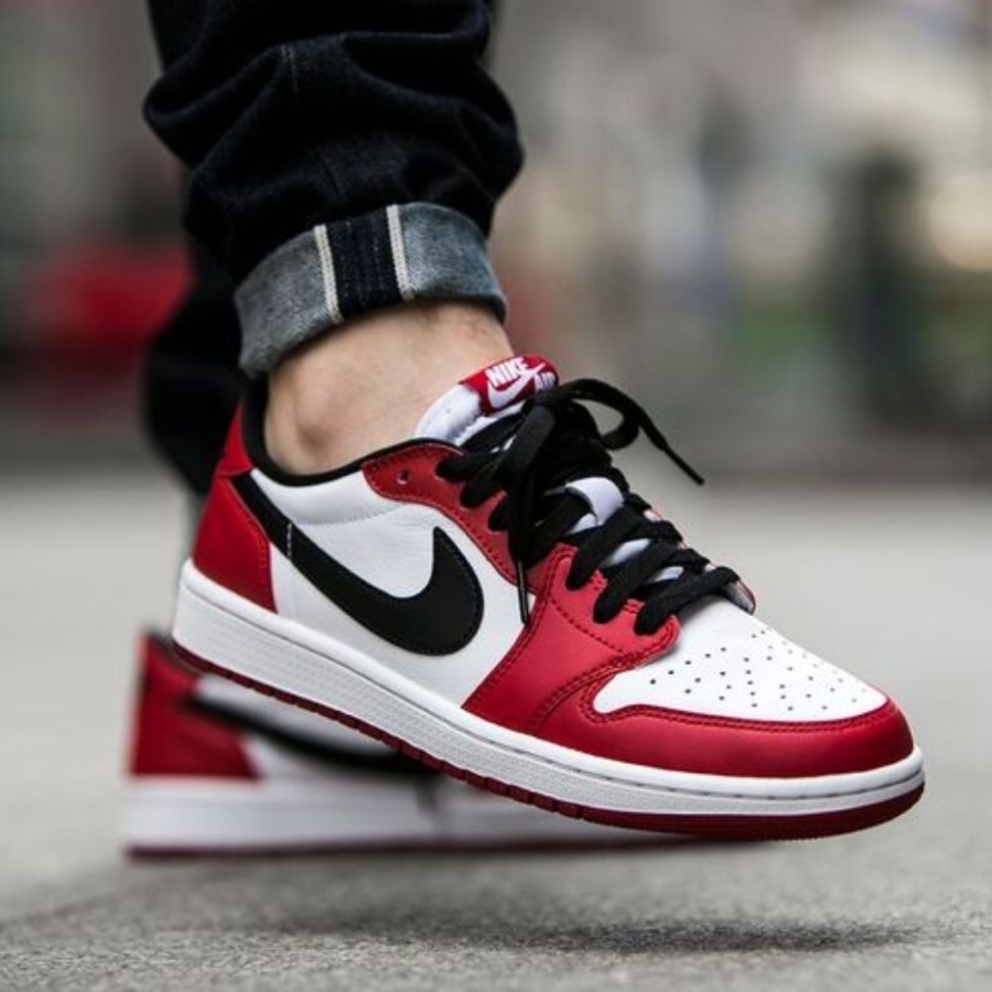 Real lifestyle image of Air Jordan 1