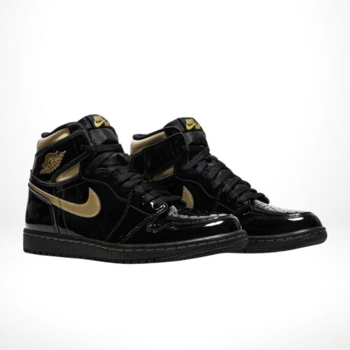 Angle view of Air Jordan 1