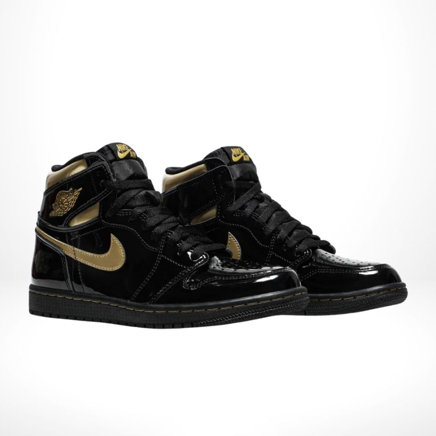 Angle view of Air Jordan 1