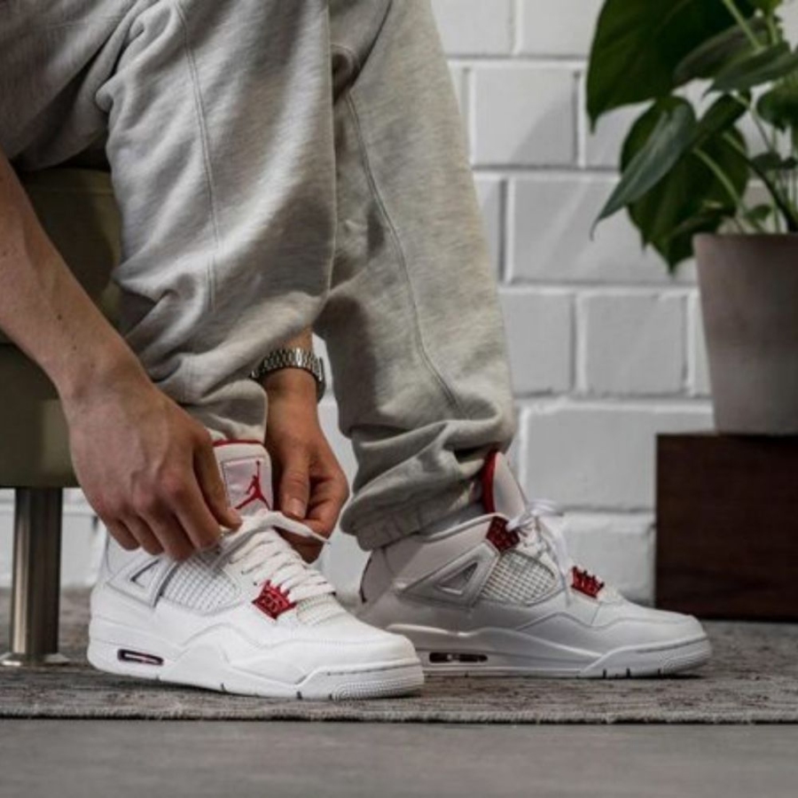 Real lifestyle image of Air Jordan 4