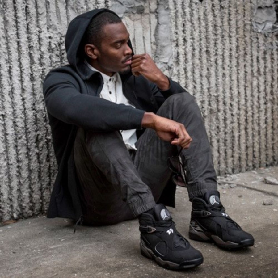 Real lifestyle image of Air Jordan 8