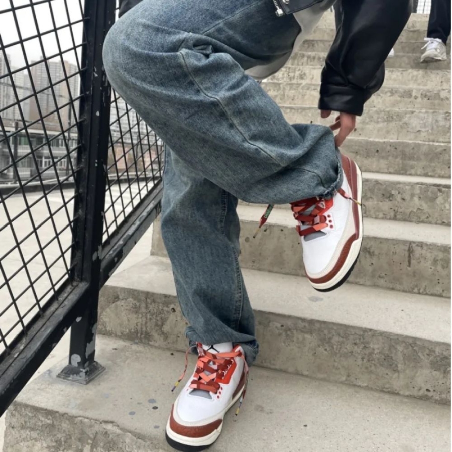 Real lifestyle image of Air Jordan 3