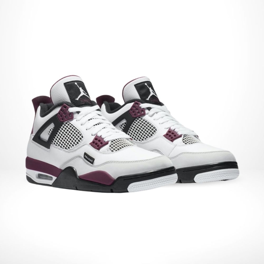 Angle view of Air Jordan 4