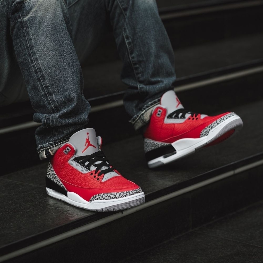 Real lifestyle image of Air Jordan 3