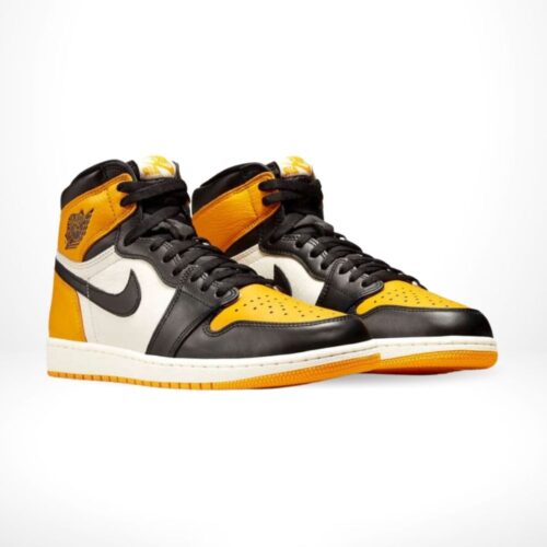 Angle view of Air Jordan 1