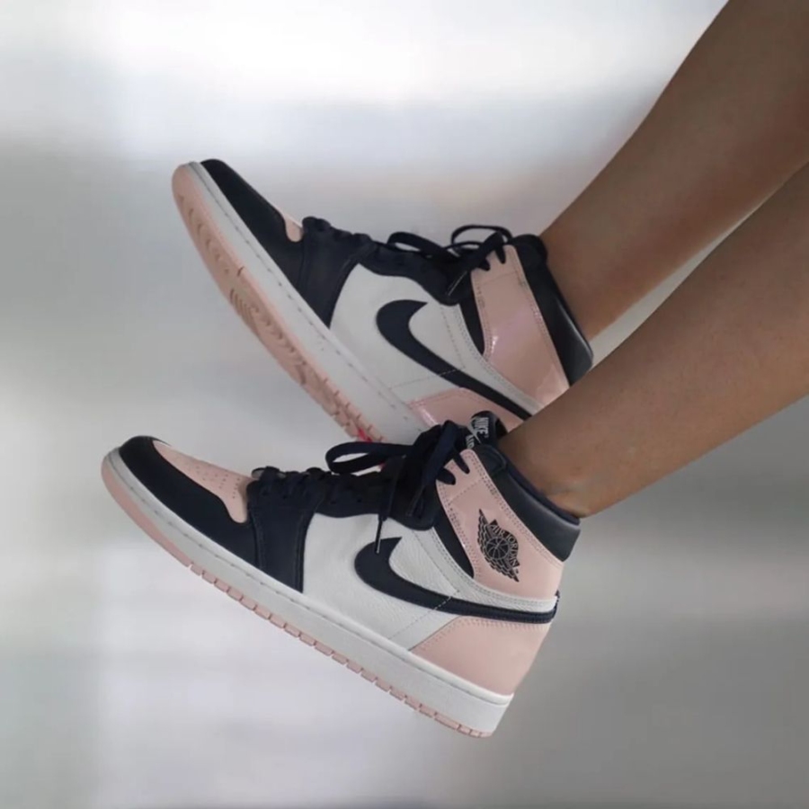 Real lifestyle image of Air Jordan 1