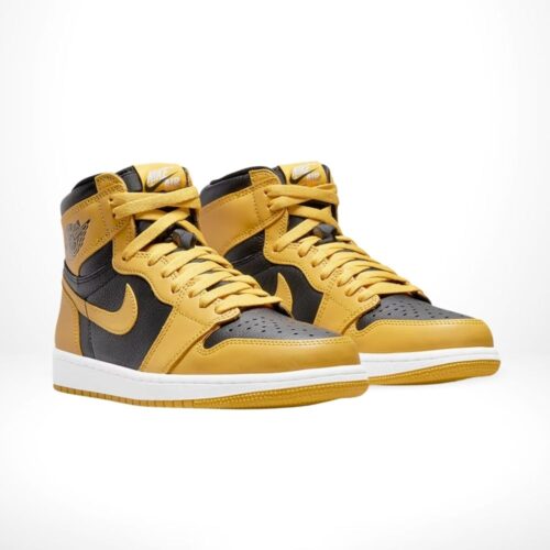 Angle view of Air Jordan 1