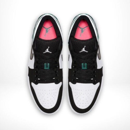 Bottom sole of Air Jordan 1