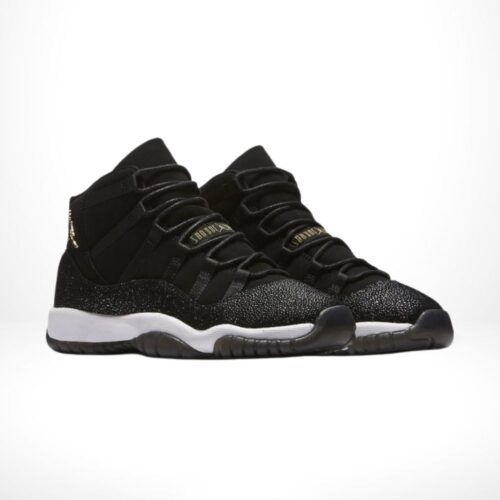 Angle view of Air Jordan 11