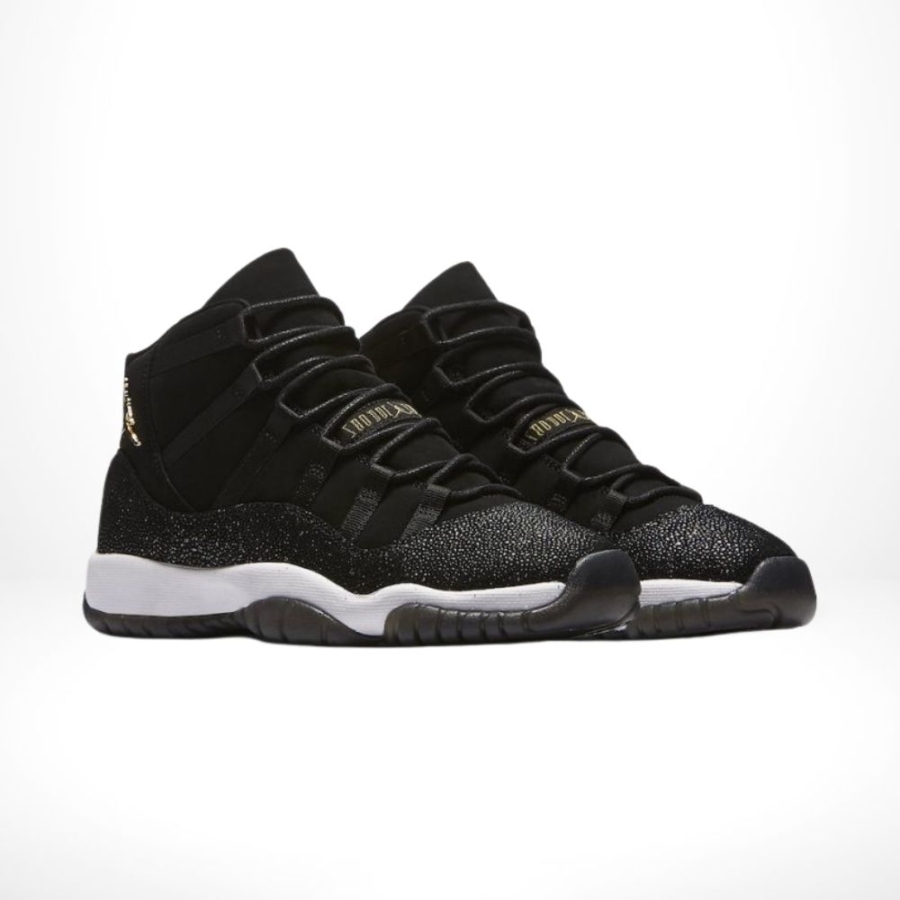 Angle view of Air Jordan 11