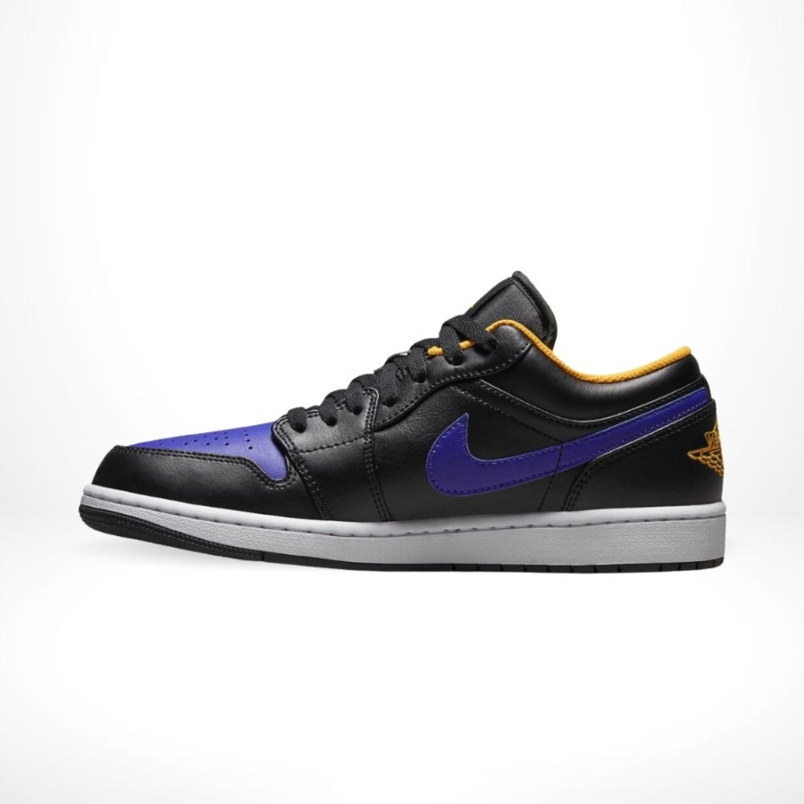 Side profile of Air Jordan 1