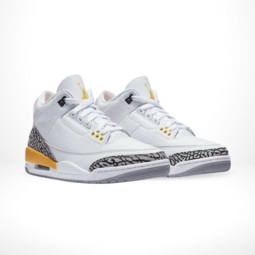 Angle view of Air Jordan 3