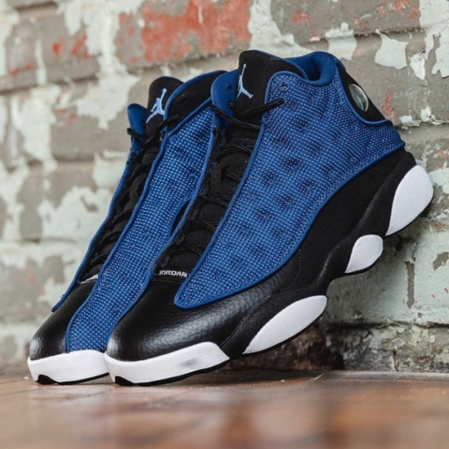 Real lifestyle image of Air Jordan 13