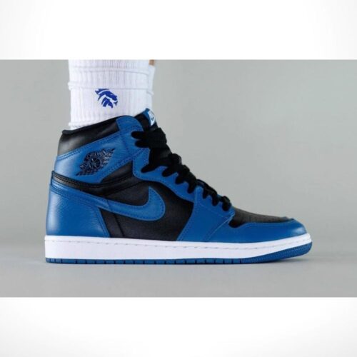 Real lifestyle image of Air Jordan 1