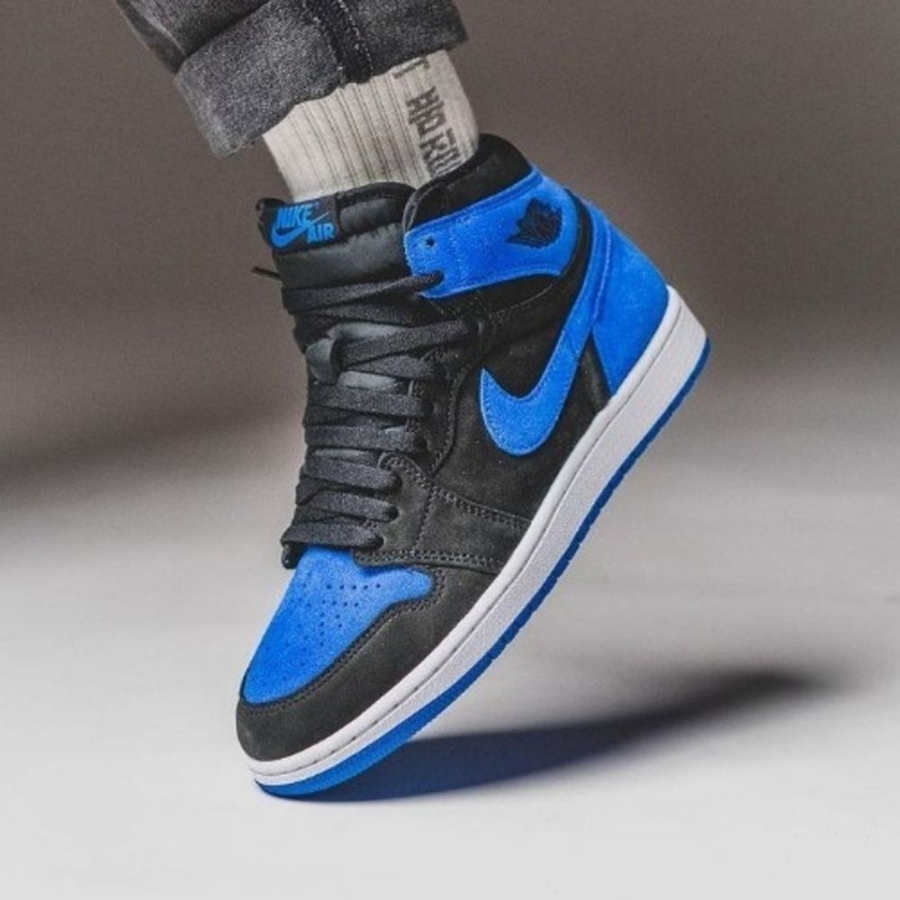 Real lifestyle image of Air Jordan 1