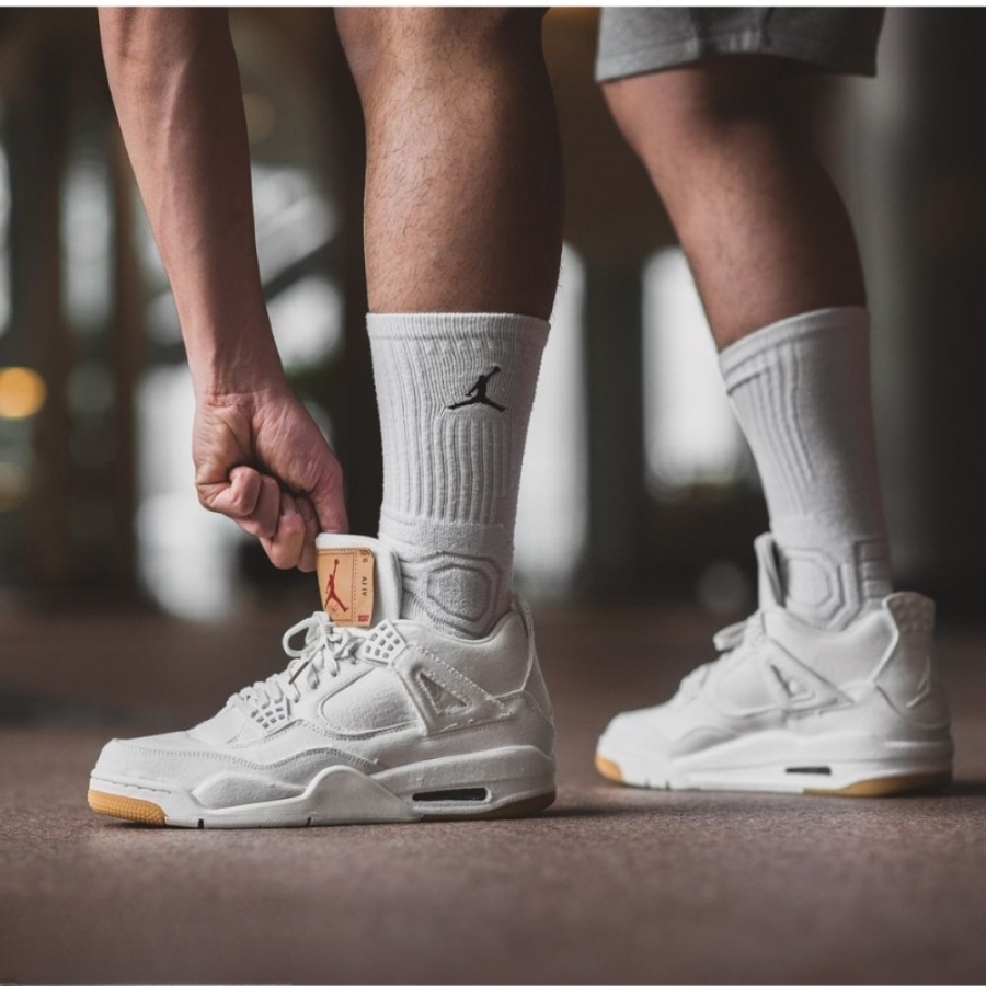 Air Jordan 4 Retro x Levi’s White Denim - Image 7